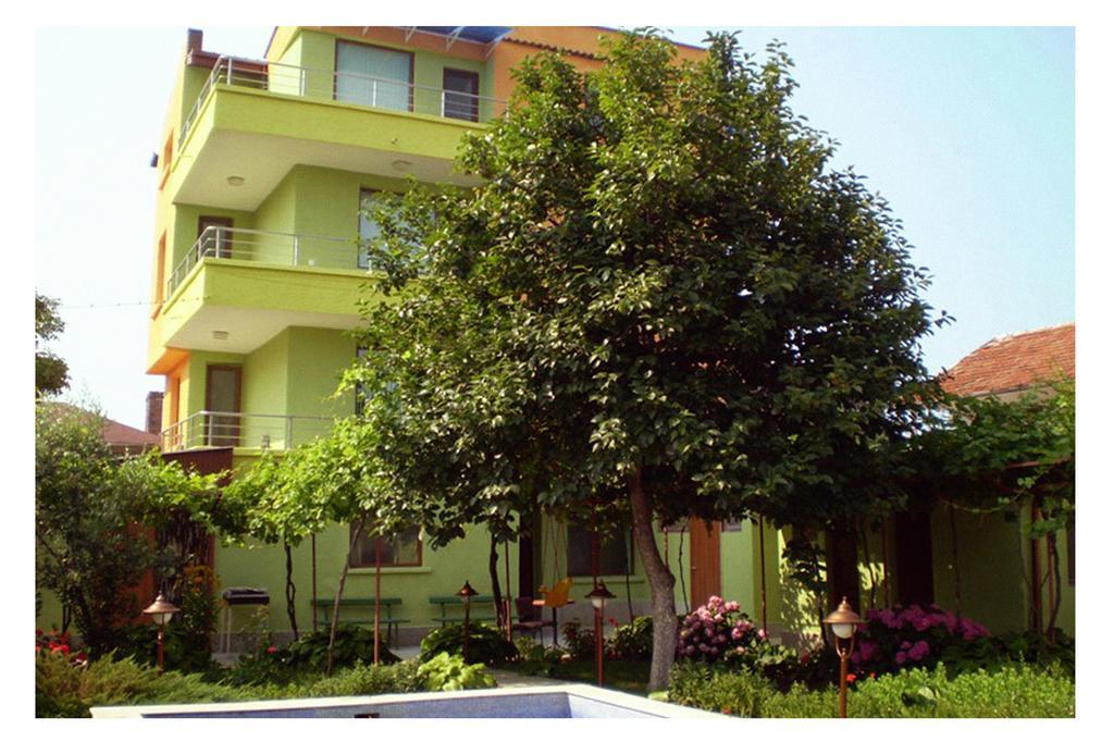 Guest House Yavorov TTchernomorets Extérieur photo